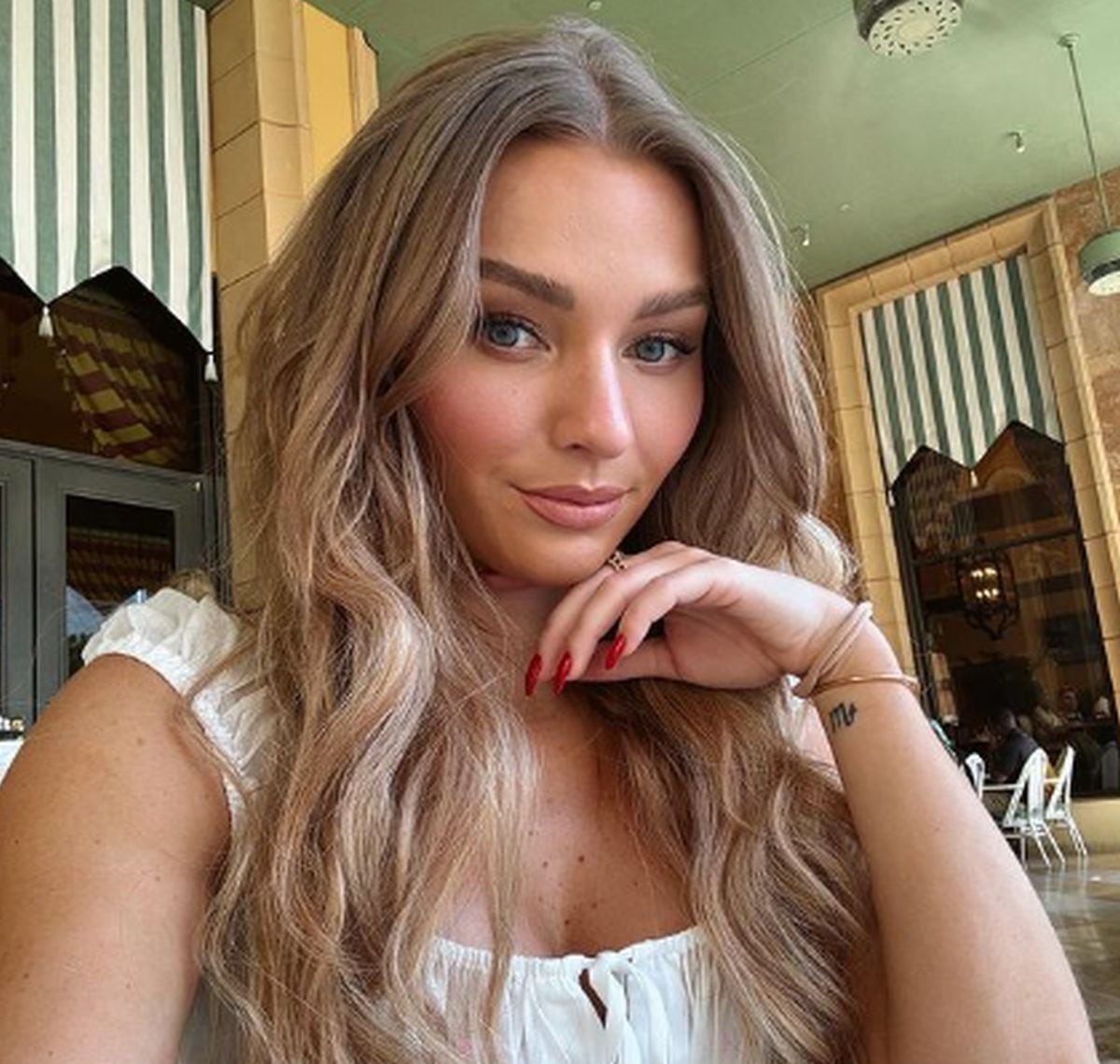 La actriz es Paula Fuenmayor en "La historia de Juana" (Foto: Irina Baeva / Instagram)