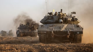 Decenas de tanques israelíes entran en el sur de Gaza en el inicio de una nueva fase de la guerra