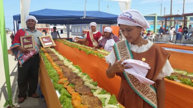 Chiclayo: cocineras de San José preparan gran tortilla de raya