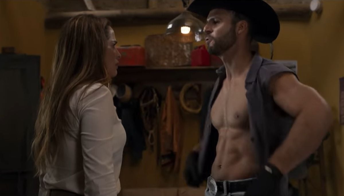 El día en el que Adán intenta aprovecharse de Norma en "Pasión de gavilanes 2" (Foto: Telemundo)