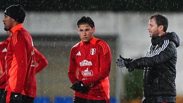 Perú entrenó por primera vez en Sochi ya pensando en el amistoso ante Chile. (ITEA MEDIA)