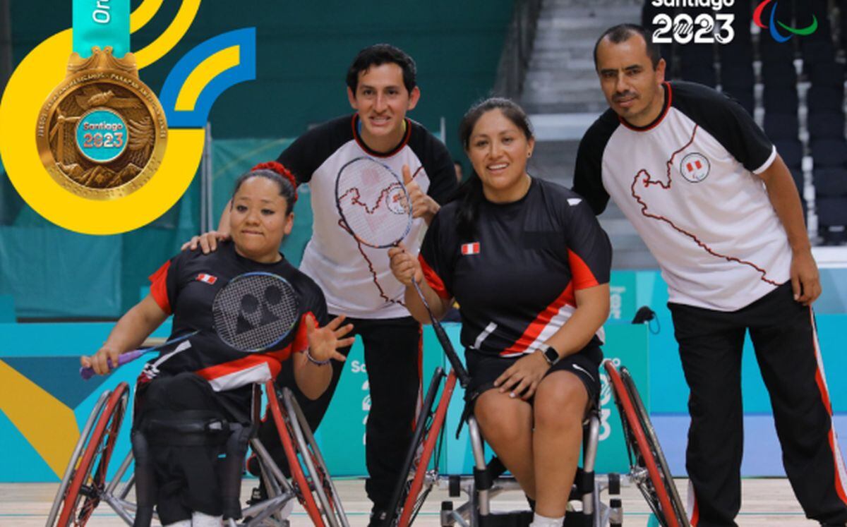 Pilar Jáuregui y Jaquelin Burgos consiguieron la presea dorada en la modalidad dobles femenino WH1-WH2 de parabádminton | Foto: IPD