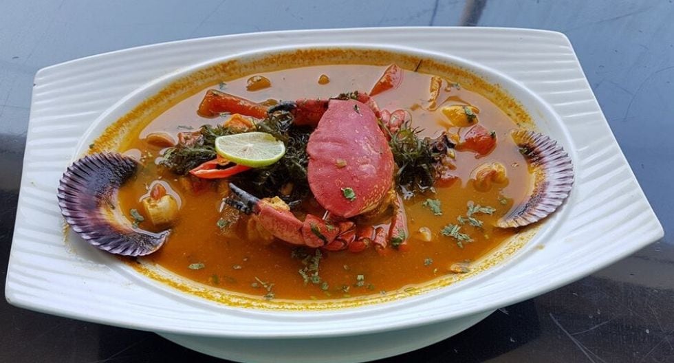 Parihuela mixta, una delicia marina para aplacar el frío. (Foto: Restaurante María Pastor)