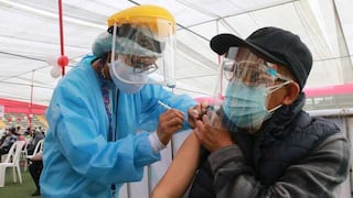 Más de 377 mil personas de grupos de alto riesgo han sido inmunizadas contra el COVID-19