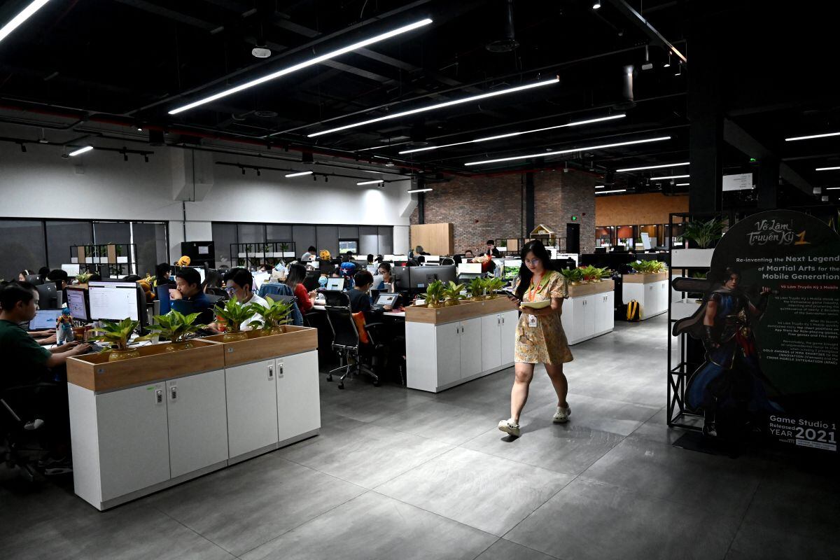 La herramienta desarrollada por la Universidad de Tokio busca reducir la tasa de renuncia de los nuevos empleados en una situación donde varios sectores presentan escasez de mano de obra.