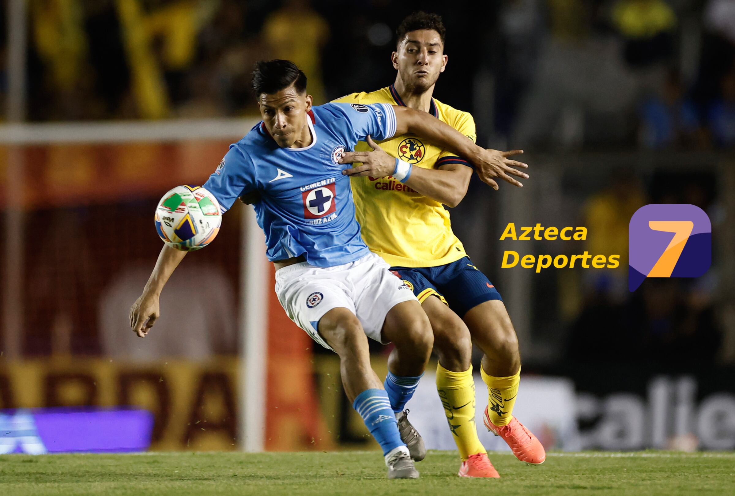 NUEVO LÉON (MÉXICO), 18/10/2025.- Cobertura oficial de TV Azteca 7 para ver el partido entre Club América y Cruz Azul este sábado 18 de octubre por la jornada 13 del Torneo Apertura de la Liga MX desde el Estadio Universitario de Nuevo León. Foto de RODRIGO OROPEZA para AFP
