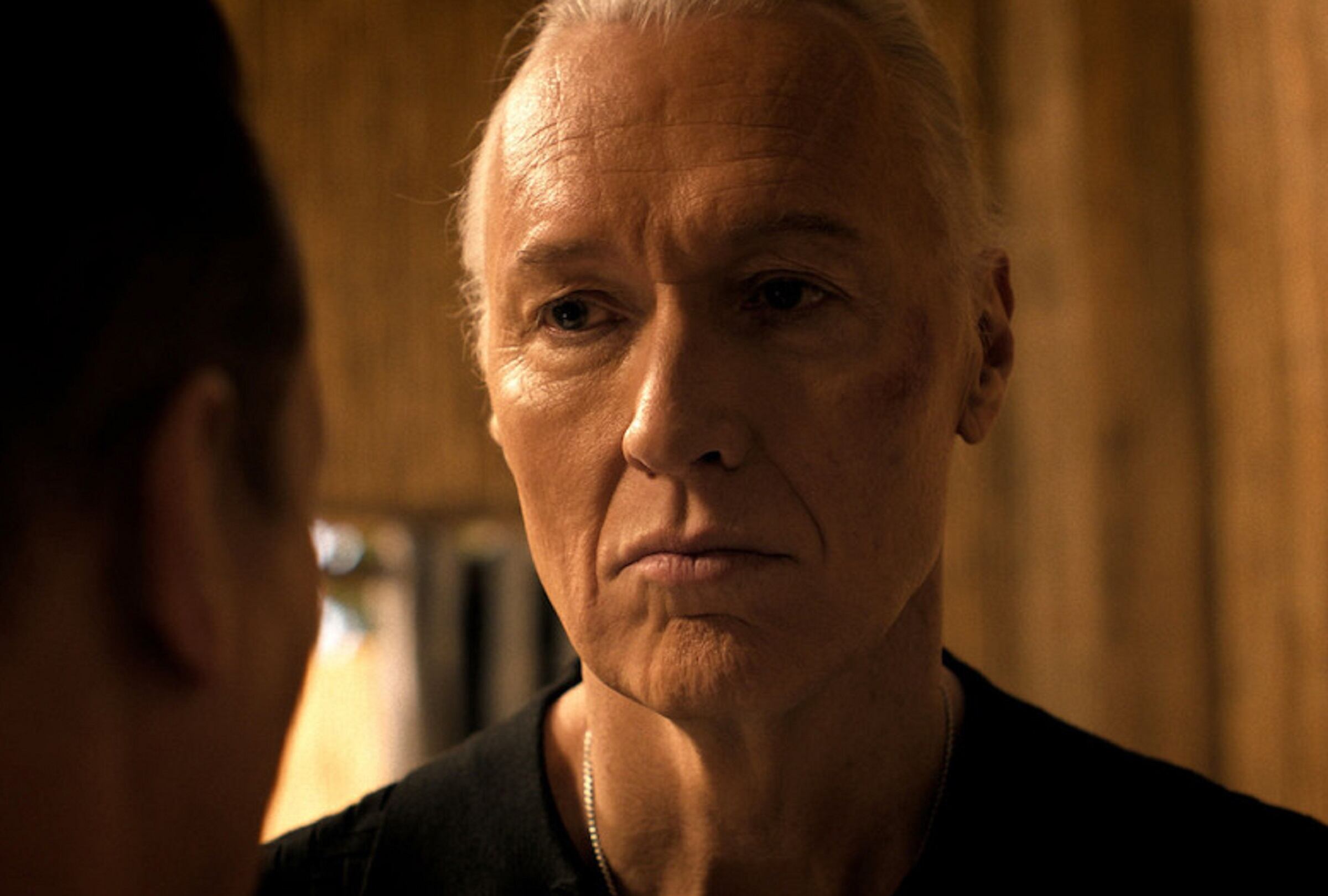 Terry Silver (Thomas Ian Griffith) consigue que se reanude el Sekai Taikai en la tercera parte de la temporada 6 de "Cobra Kai" (Foto: Netflix)