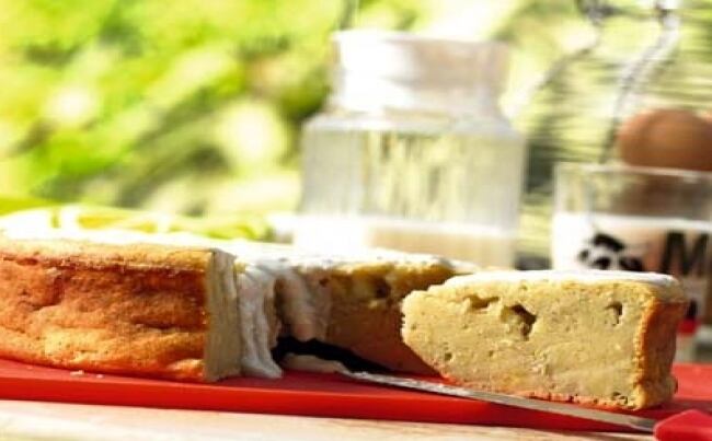 Queque de plátano con crema dulce de queso