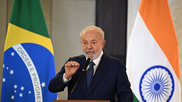 Lula da Silva dice que revisará la posición de Brasil ante la CPI por orden de arresto sobre Putin
