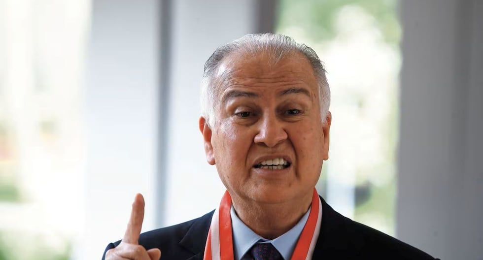 Alfonso López Chau: “Dado el comportamiento actual del ministro del Interior, estoy tentado de pedir su interpelación”