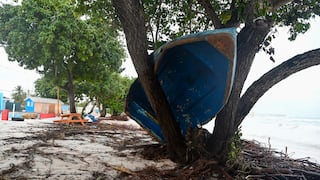 Al menos un muerto e “inmensa destrucción” en San Vicente y las Granadinas por huracán Beryl