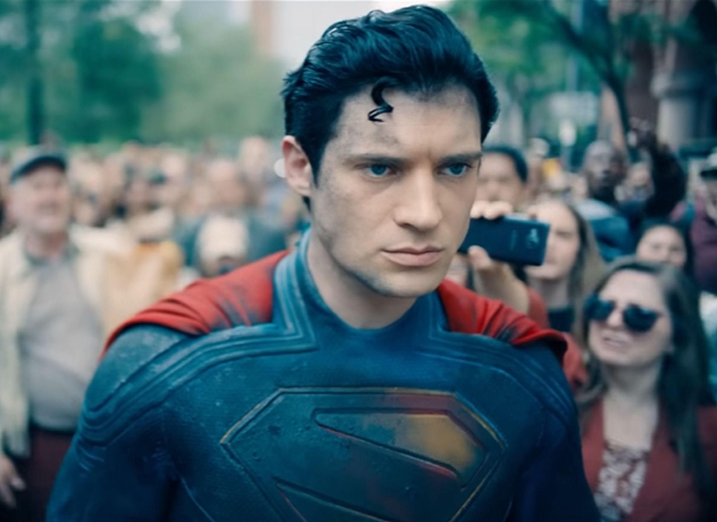 Superman (David Corenswet) se entrega a las autoridades y termina en una prisión de Luthor (Foto: Warner Bros. Pictures)