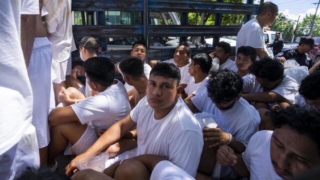 El Salvador: Mueren más detenidos en cárceles con plan antipandillas