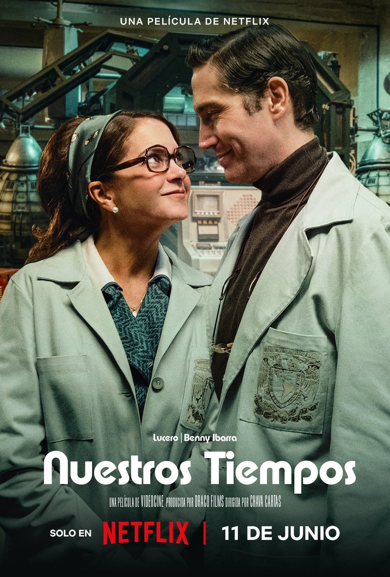 Lucero y Benny Ibarra son las figuras principales del póster de la película "Nuestros tiempos" (Foto: Netflix)