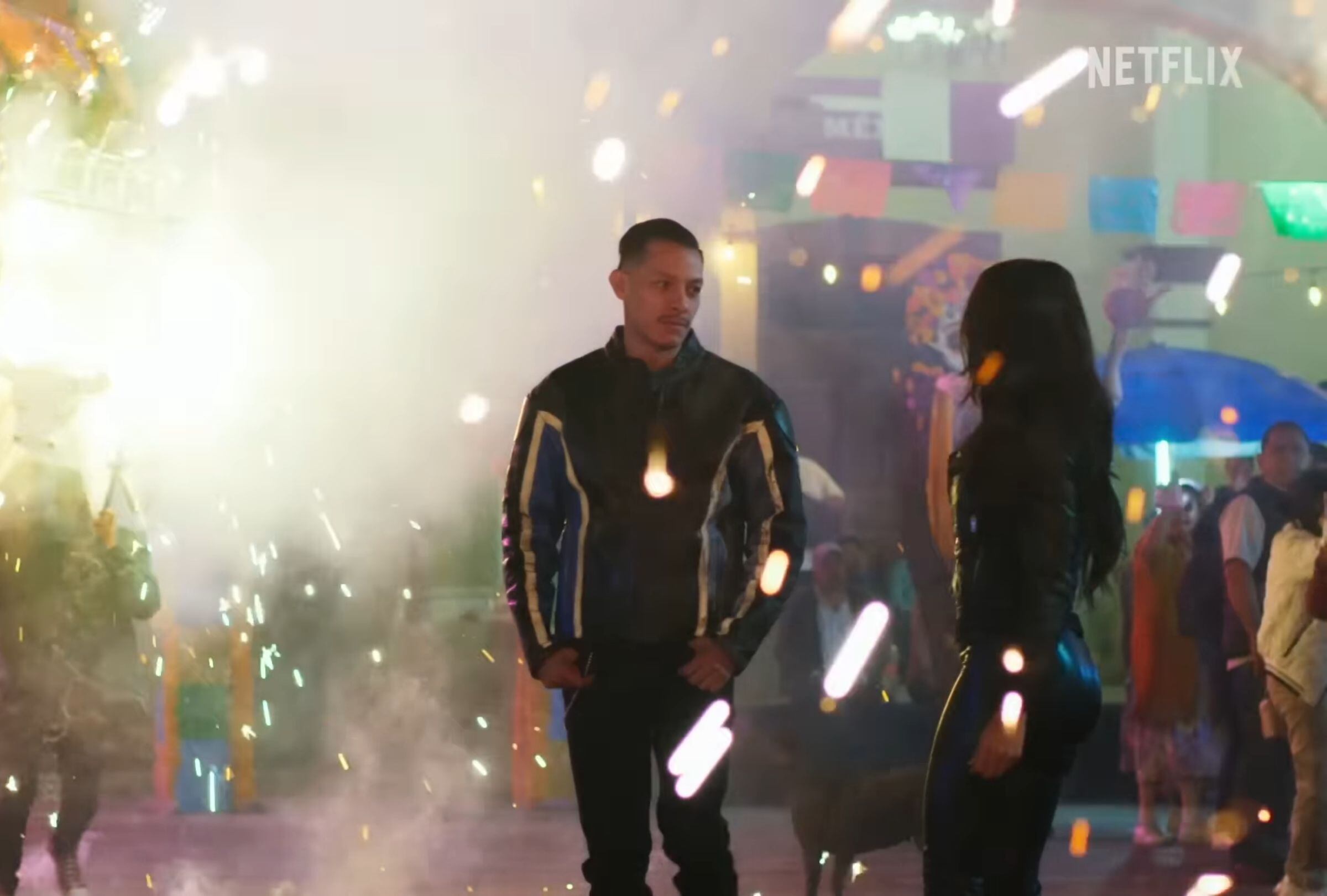 Luis Alberti como Brandon en una escena de la temporada 4 de la serie "Rosario Tijeras" (Foto: Netflix)