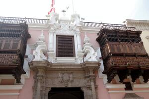 Perú condena ataques de Israel contra un campo de refugiados en el norte de Gaza