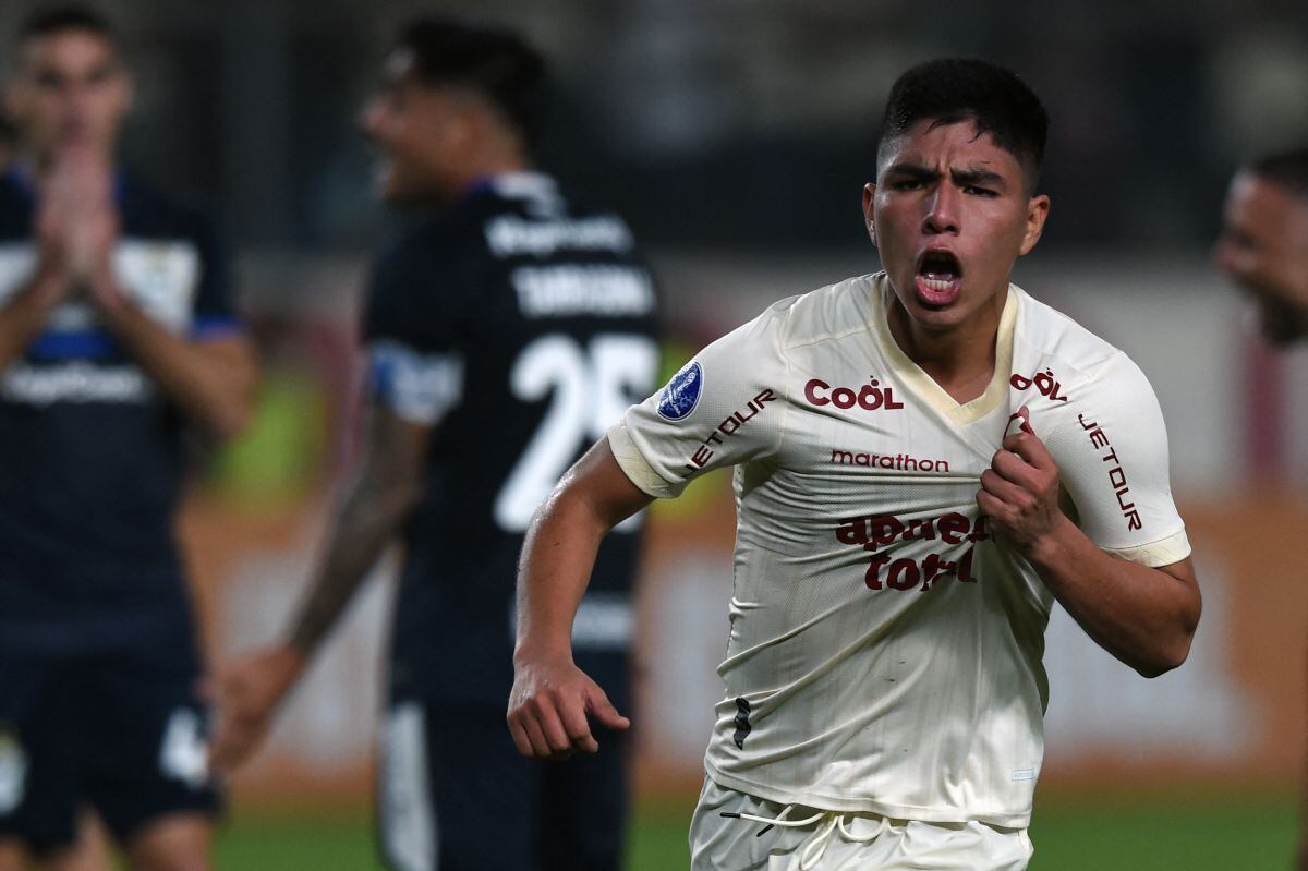A qué hora juega Universitario vs Corinthians, en qué canal TV y cómo ver partido por Copa Sudamericana 2023 | Foto: AFP