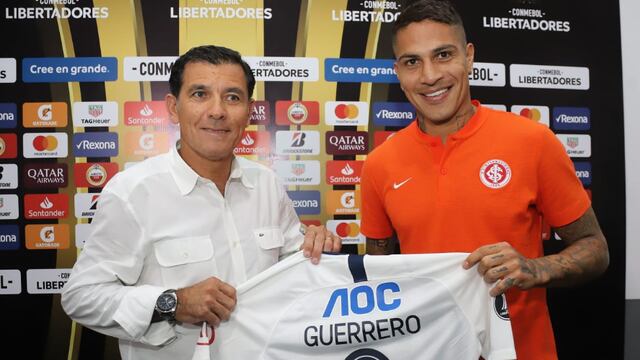 Alianza Lima vs. Inter: Paolo Guerrero y el homenaje que recibió de los íntimos previo al partido | FOTOS