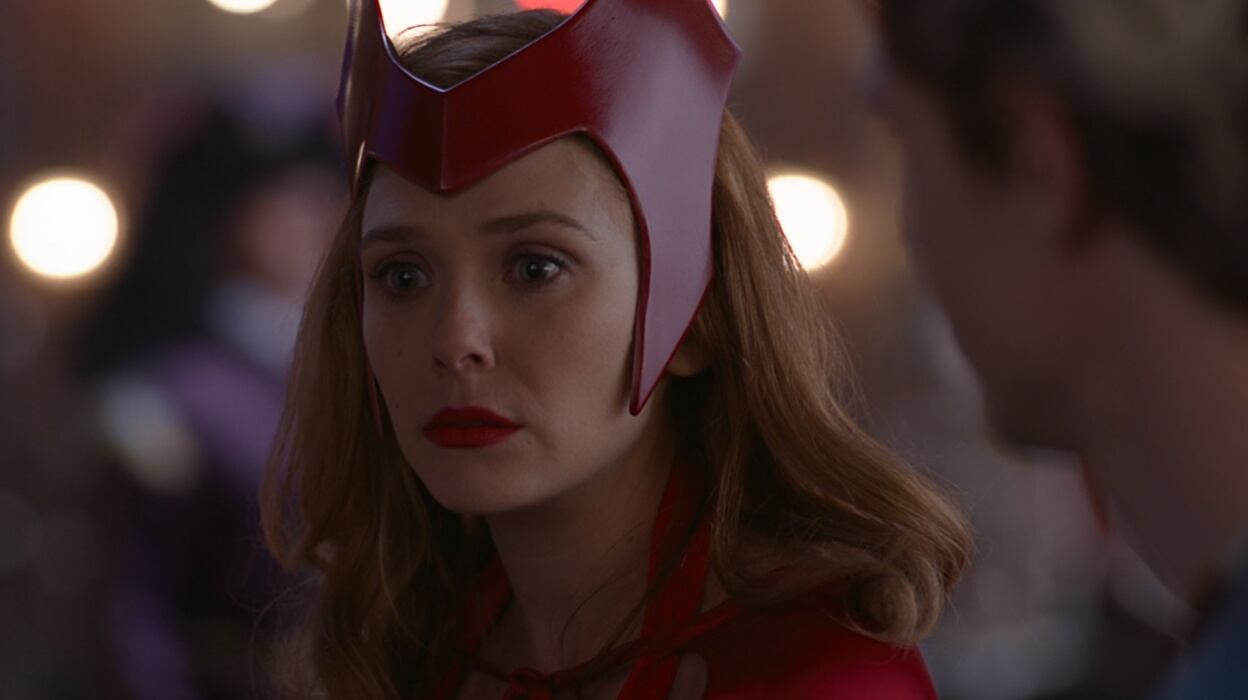 El control de Wanda sobre sus poderes tampoco estaba bien establecido y, a menudo, parecía que no podía controlarlo con precisión. Esto facilitó a los escritores simplemente usar a Wanda como un dispositivo de trama “deus ex machina” (Foto: Disney Plus)