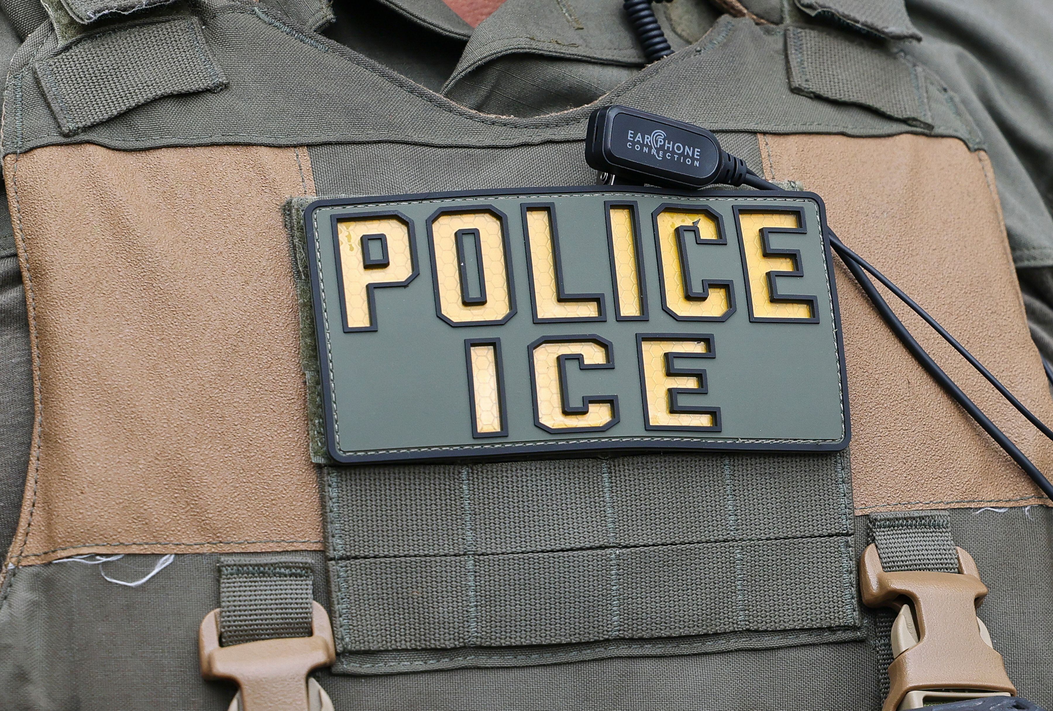 Las recientes redadas del ICE han generado un inesperado impacto económico en el sector privado, afectando no solo a inmigrantes, sino también a empresas, comercios y ciudadanos estadounidenses. (Foto: Aaron M. Sprecher/Getty Images)