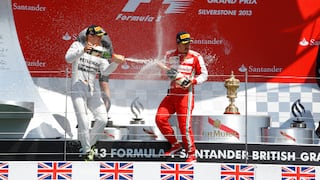 Nico Rosberg ganó en Gran Bretaña