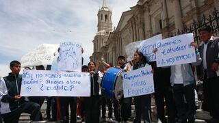 Arequipa: colegiales de Mollendo exigen la reconstrucción de su plantel