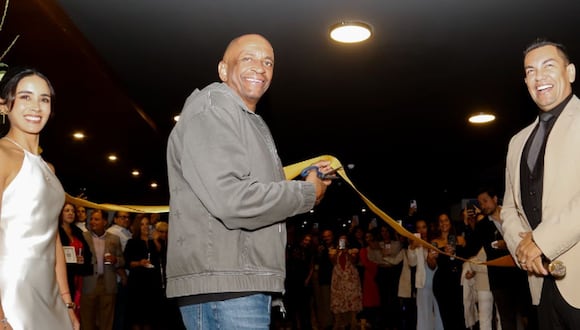 Sergio George se reencontró con Yahaira Plasencia durante la inauguración de una nueva casa de baile | Foto: Difusión