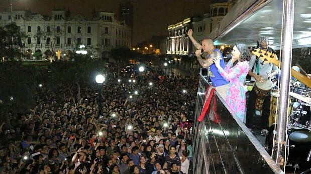 El multitudinario concierto duró menos de una hora, sin embargo, no contó con los permisos de Defensa Civil ni del Programa Municipal para la Recuperación del Centro Histórico de Lima, ya que la plaza San Martín es zona rígida. (Foto: Difusión)