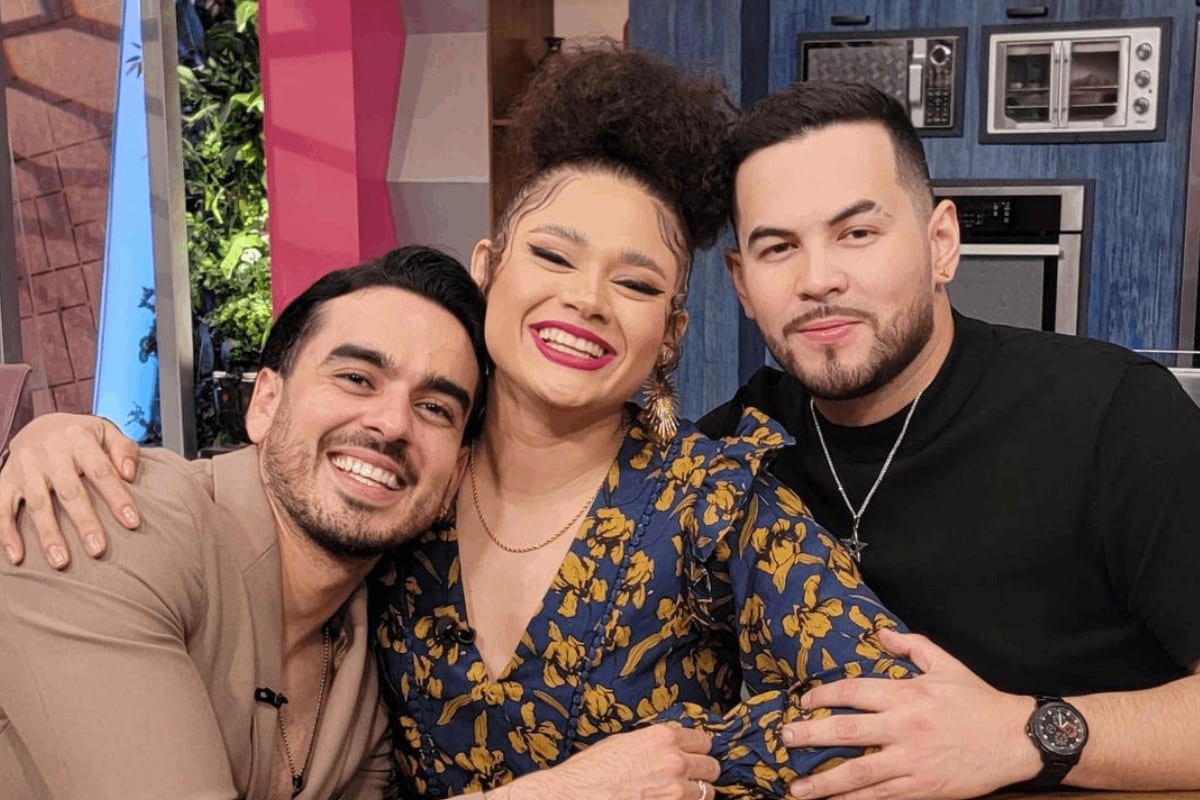 Eduardo Ochoa junto a Cesia, la ganadora de la última edición de "La Academia" (Foto: Eduardo Ochoa / Instagram)