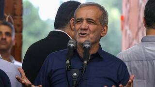 El reformista Masoud Pezeshkian promete escuchar a los iraníes en su discurso de la victoria