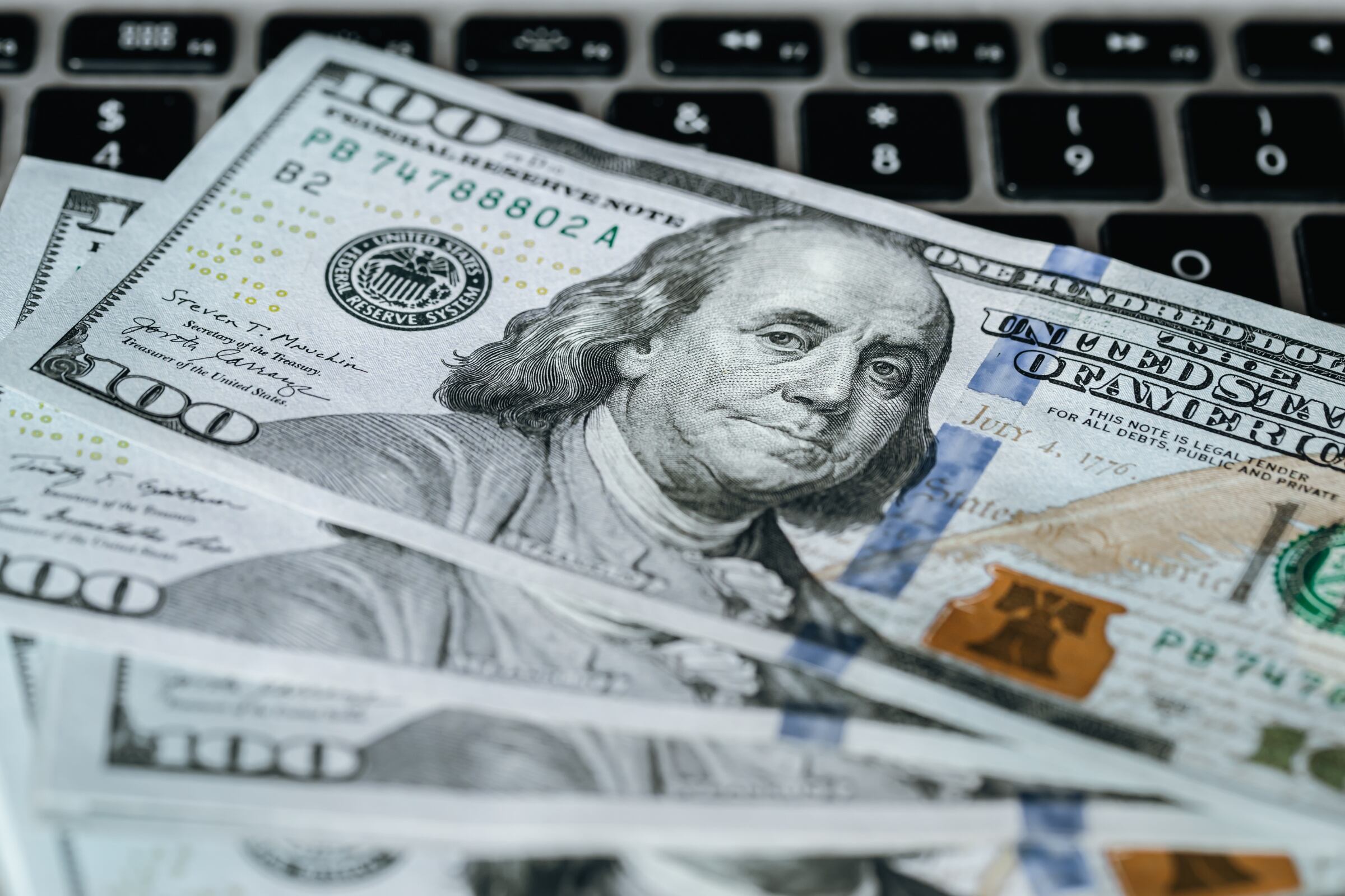 El estado de Nueva York está repartiendo un cheque de reembolso de hasta US$400 a sus ciudadanos (Foto: Freepik)