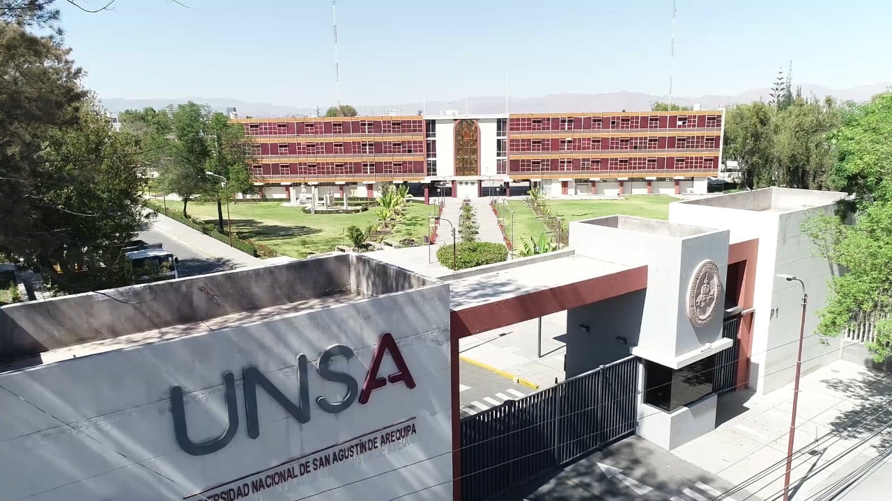 ¿Qué método de estudio utilizó el joven de 17 años que ocupó primer puesto general de la UNSA?. (Foto: UNSA)