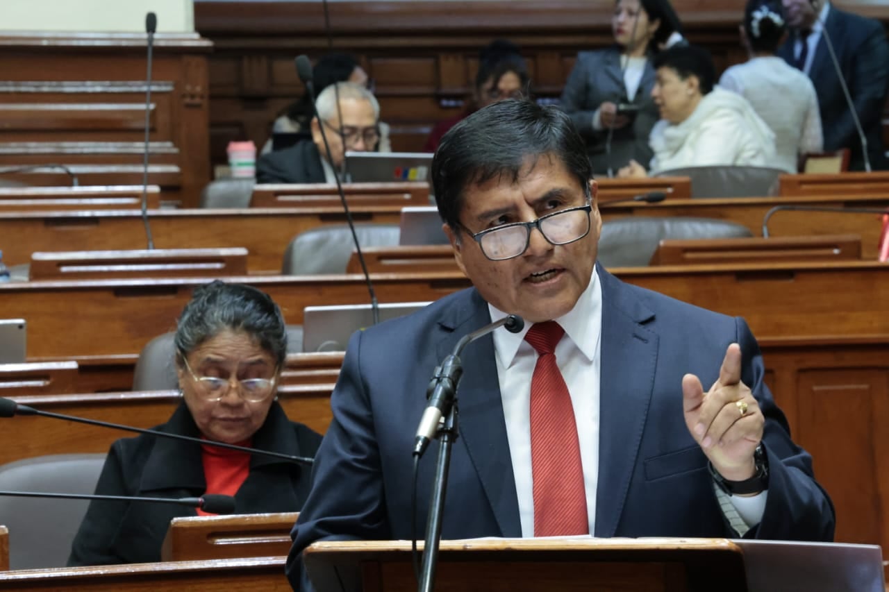 Carlos Malaver ante el Congreso: “Mi única consigna es trabajar con compromiso, firmeza y resultados concretos”. (Foto: Mininter)