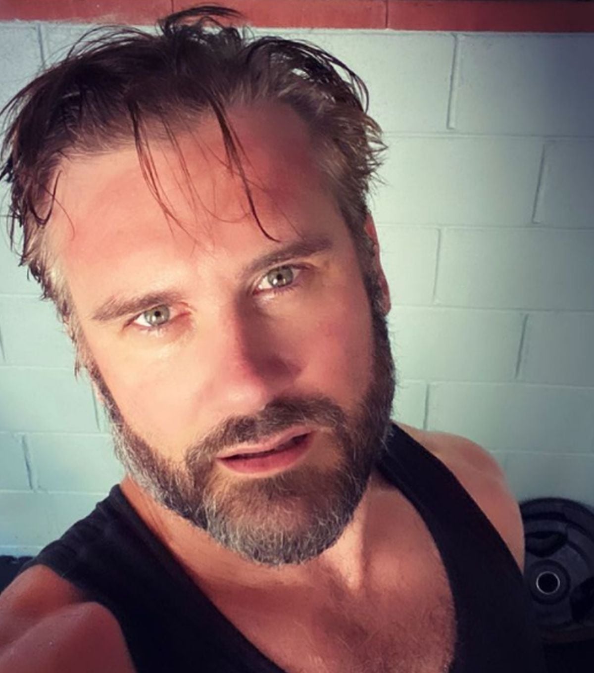No solo por sus diversos roles, sino por salud, a Standen le gusta mantenerse en forma (Foto: Clive Standen/Instagram)
