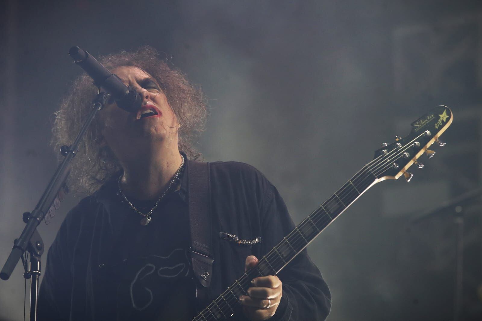 The Cure, con su emblemático líder y vocalista Robert Smith, ofreció un concierto de 29 canciones y más de 2 horas y media de duración. (Fotos: Jorge Luis Cerdán/GEC)