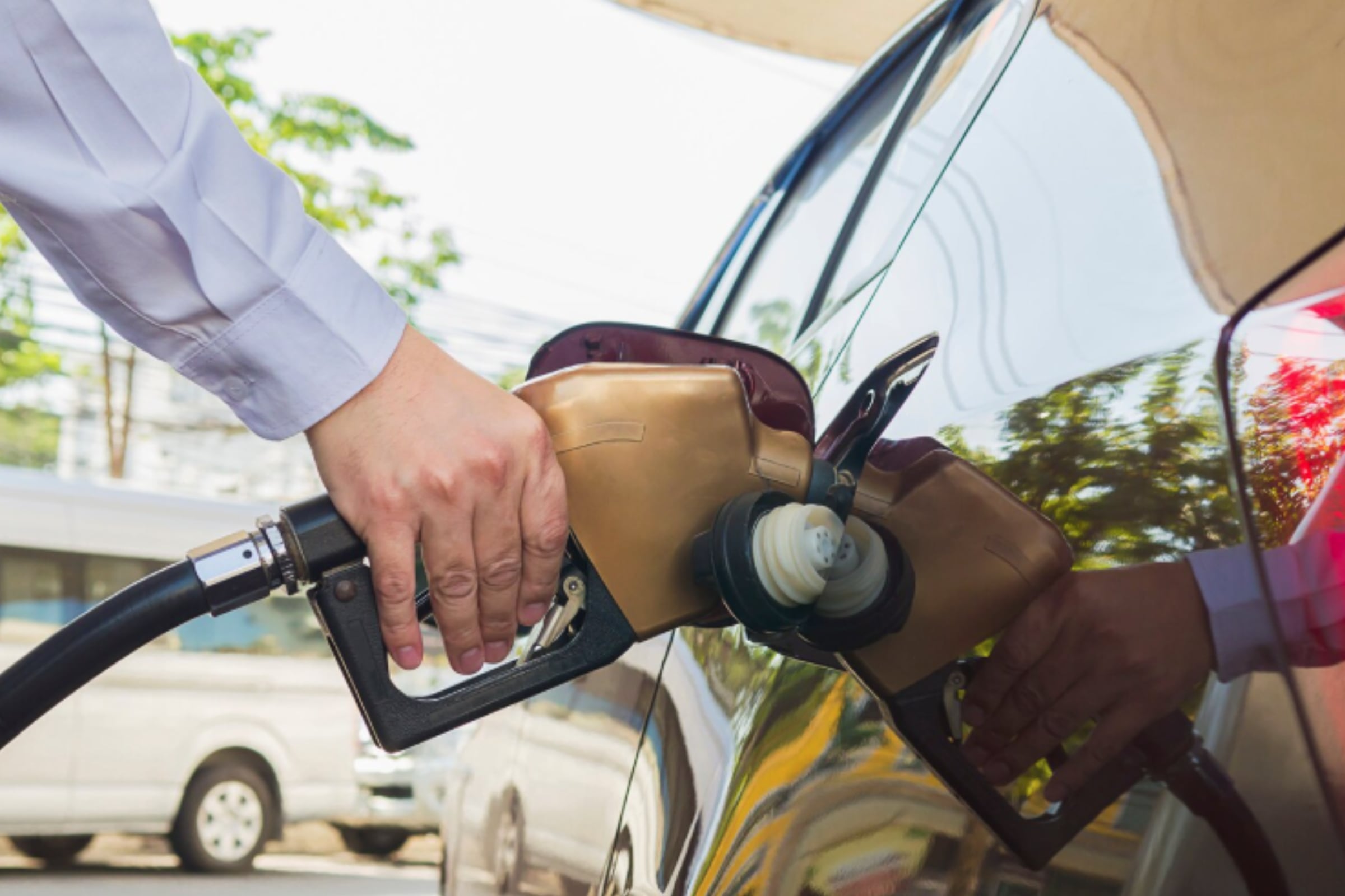 Ciertas gasolineras de Texas aún mantienen precios accesibles para adquirir este combustible. (Crédito: Imagen referencial creada por El Comercio MAG usando la IA de Gemini)