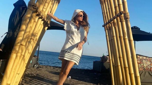 Paulina Rubio disfruta de sus vacaciones en Grecia tras juicios con exparejas
