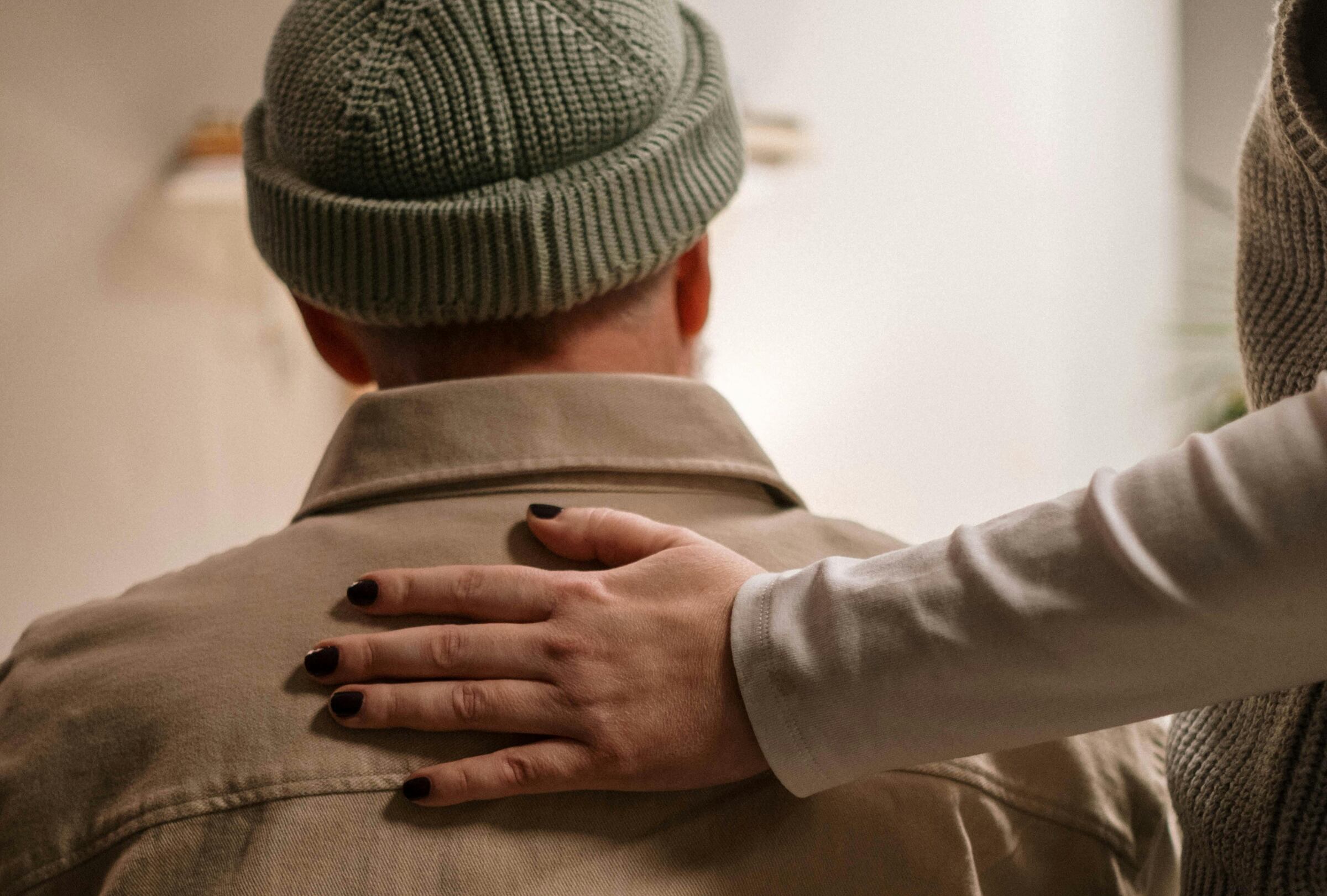 De acuerdo con experta, hay una técnico mucho mejor que la No es la maniobra de Heimlich para salvar a alguien que se está asfixiando. (Foto: Pexels/Cottonbro studio).