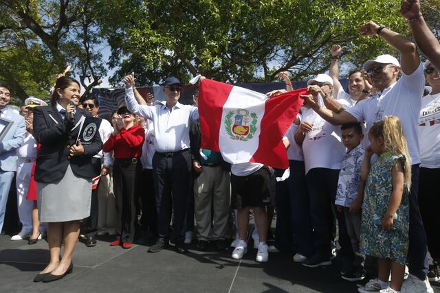 Natalia Ramírez, jueza oficial de la organización del Récord Guinness, calificó el evento de "impecable". (Foto: Mario Zapata/ GEC)