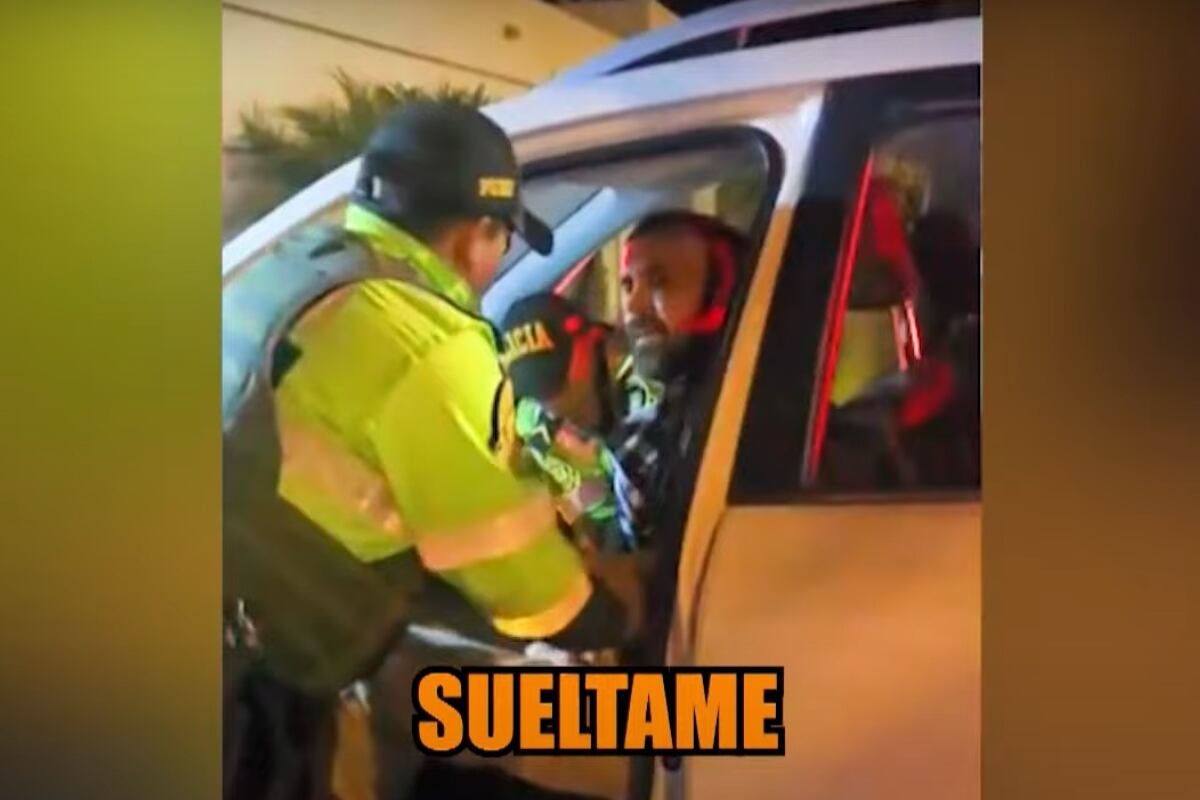 Testigo captó la escena y denunció omisión de funciones tras no detener al implicado en flagrancia. (Captura/BDP)