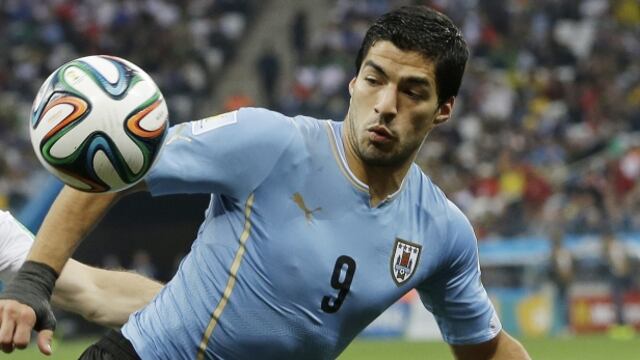 Uruguay igualó 1-1 con Arabia en deslucido regreso de Suárez