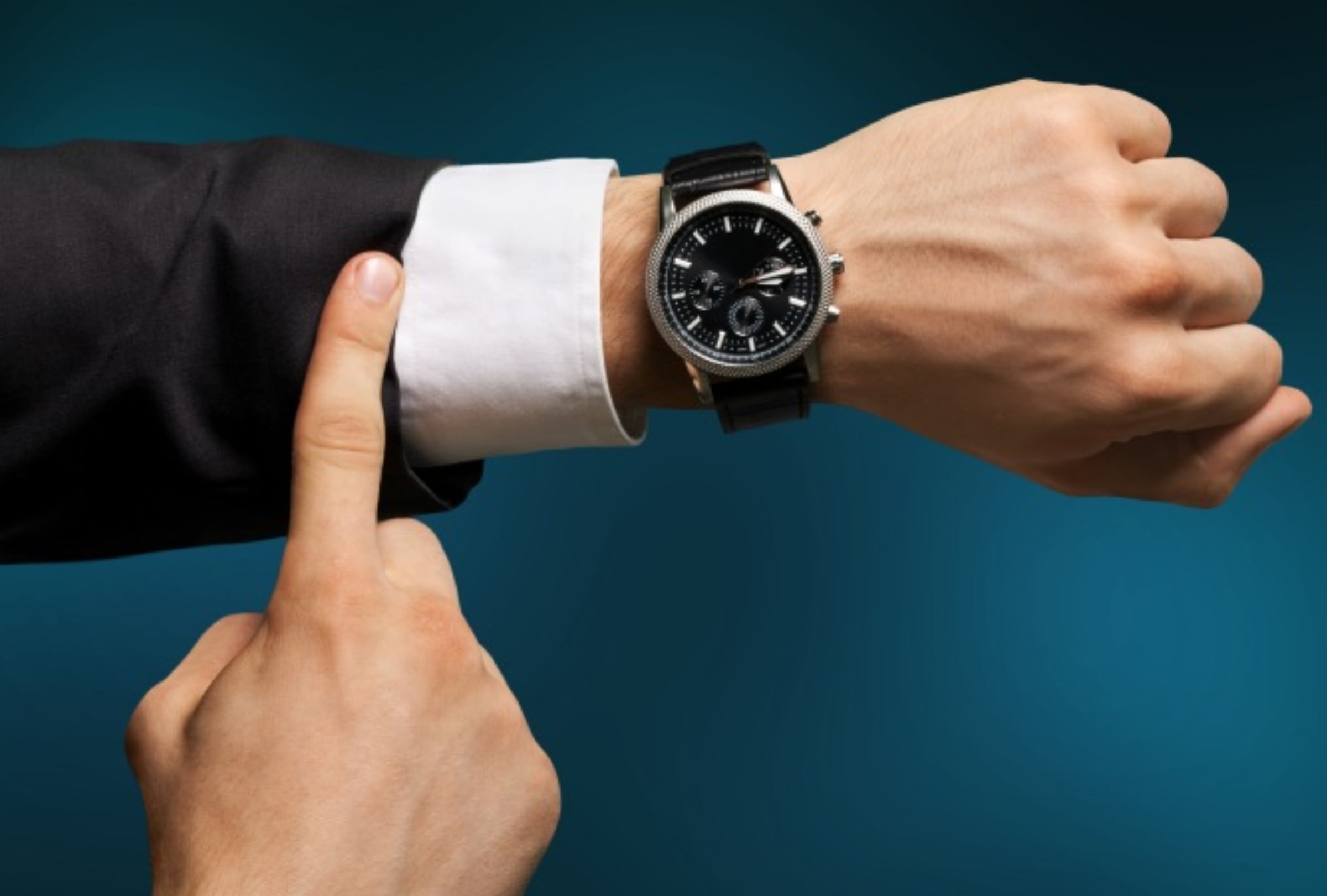 MIAMI, FLORIDA (ESTADOS UNIDOS), 02/11/2025.- Tras meses de horario de verano, Florida prepara el retroceso de relojes que impactará a millones de residentes y viajeros en Miami, Orlando y Tampa. Foto de idealjoyeros.com