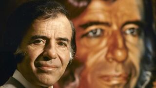 Carlos Menem, el excéntrico presidente argentino que llegó al poder como caudillo populista y gobernó como capitalista