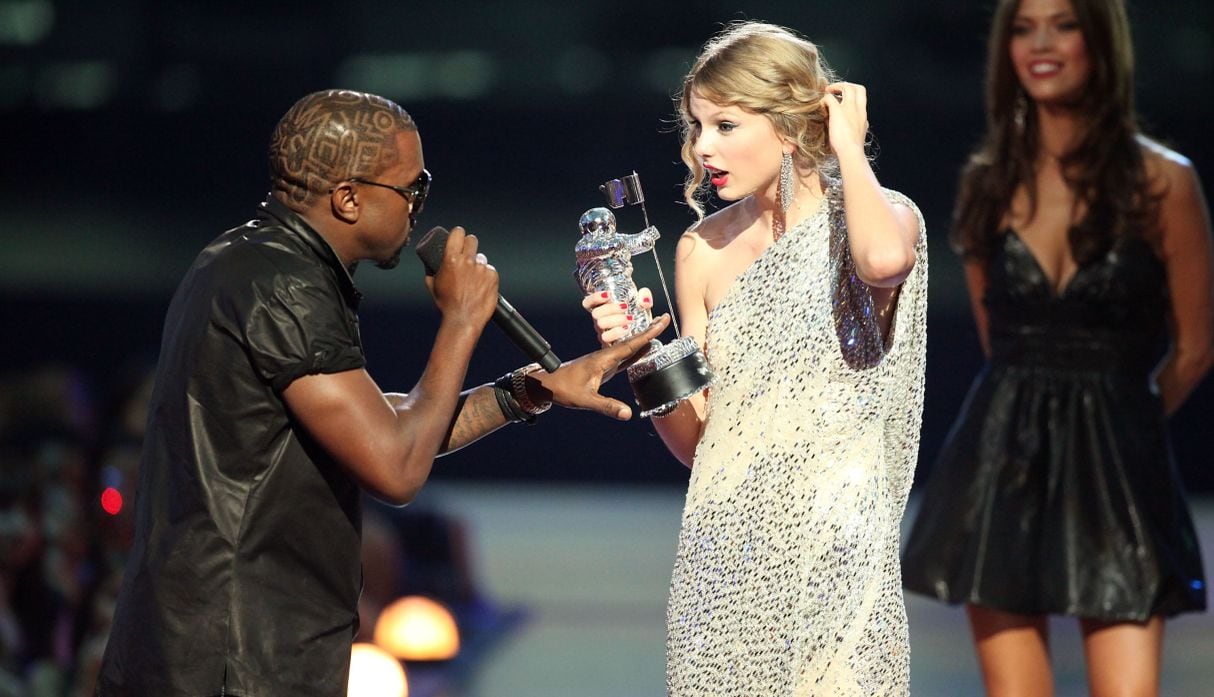 Taylor Swift y lo que escribió en su diario tras incidente con Kanye West en los MTV Video Music Award 2009. (Foto: AFP)
