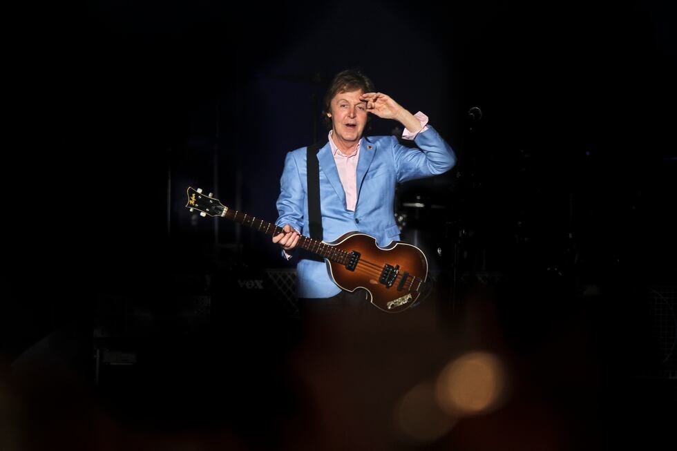 Paul McCartney llegó a Lima por primera vez en 2011. Foto: Musuk Nolte/ El Comercio.