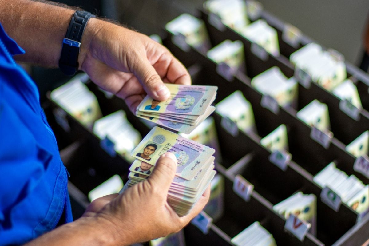 Gobierno Regional del Callao reduce trámites y entrega licencias de conducir en solo un día.