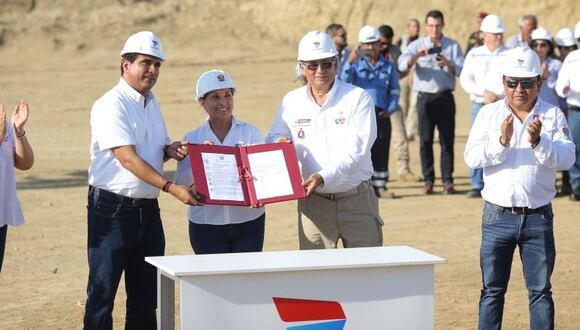 Los lotes I y VI de Talara producen poco más de 3 mil barriles de petróleo al día, insuficientes para alimentar la nueva refinería de Petroperú, la cual procesa 95 mil barriles diarios. (Foto: Minem))