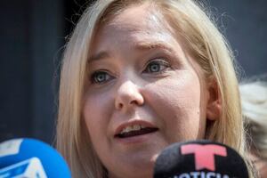 Virginia Giuffre relata su explotación sexual por Jeffrey Epstein y escabrosos encuentros con el príncipe Andrés