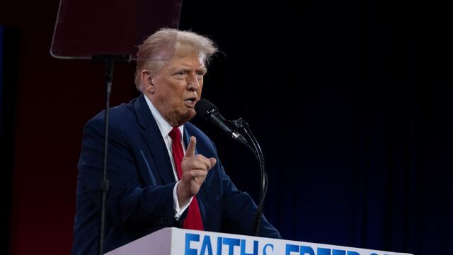 Donald Trump pide a los evangélicos incrementar su participación en las próximas elecciones