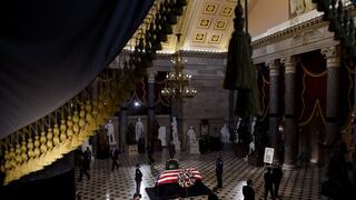 Jueza Ruth Bader Ginsburg hace historia al recibir máximo honor póstumo en Congreso de Estados Unidos | FOTOS